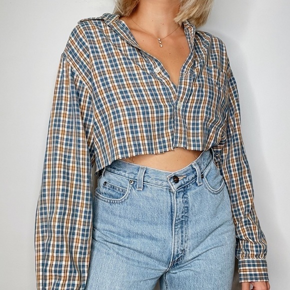 💫 VINTAGE | Plaid Checked Fall Tone Cropped Raw Hem Oversized Button Down Top - Picture 1 of 3
